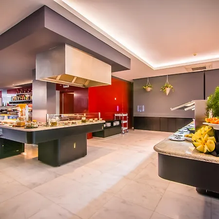 Hotel Rr Da Rocha 4*