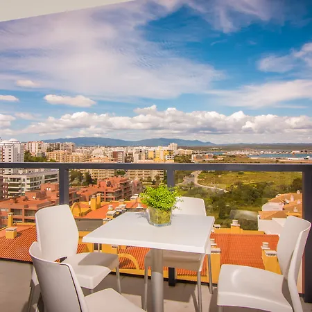 Hotel Rr Da Rocha 4*