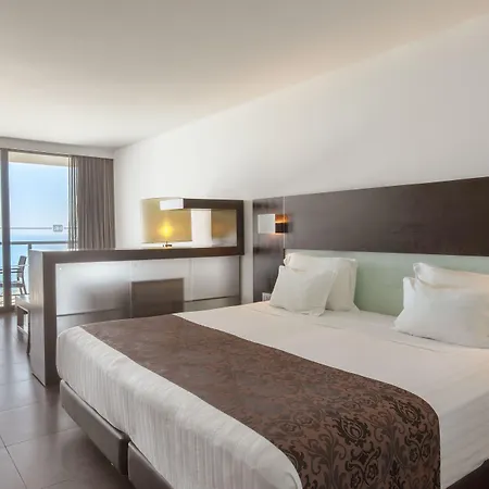 Hotel Rr Da Rocha 4*