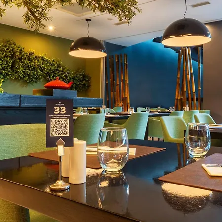 Rr Da Rocha Hotel