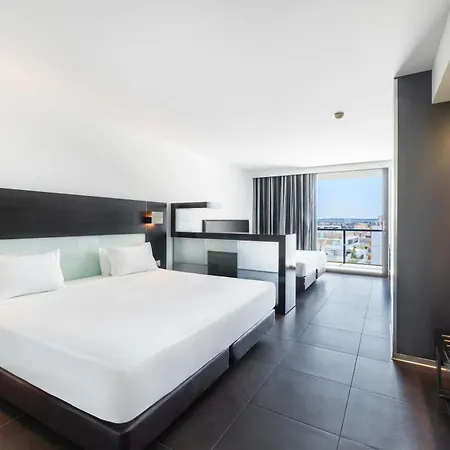 Rr Da Rocha Hotel