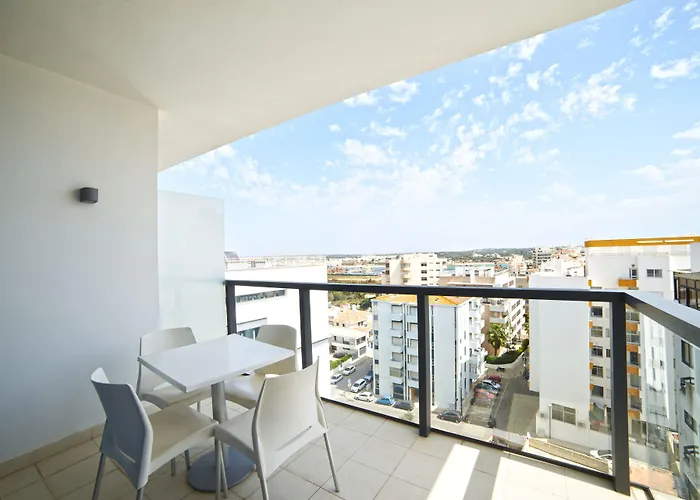 Rr Da Rocha Hotel 4*