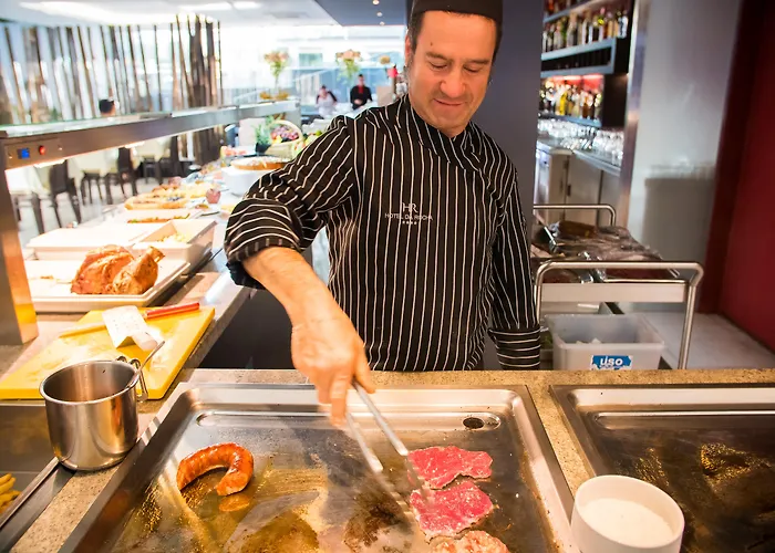 فندق Rr Da Rocha 4*