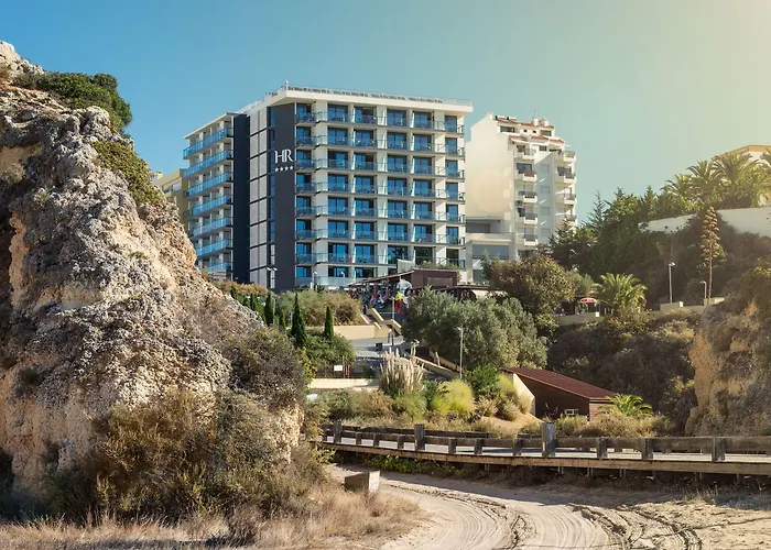 فندق Rr Da Rocha 4*